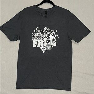 NWOT Gildan Charcoal ‘Hello Fall' Graphic Tee